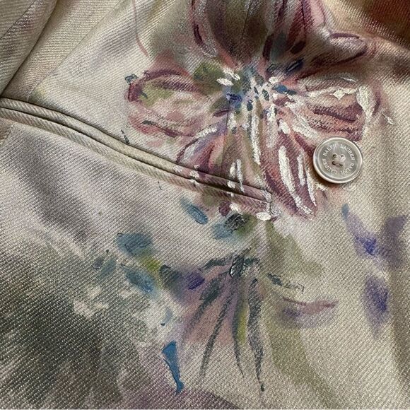 Ralph Lauren Resort 2024 Collection Nelson Handpainted Faded Floral Denim Jacket - Picture 16 of 17